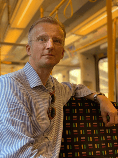 Simon Clayton-Mitchell